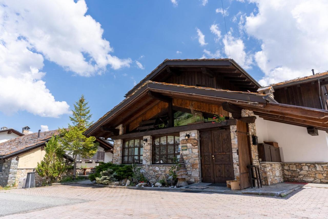 Hotel Des Alpes Saint-Rhemy-En-Bosses Exterior foto