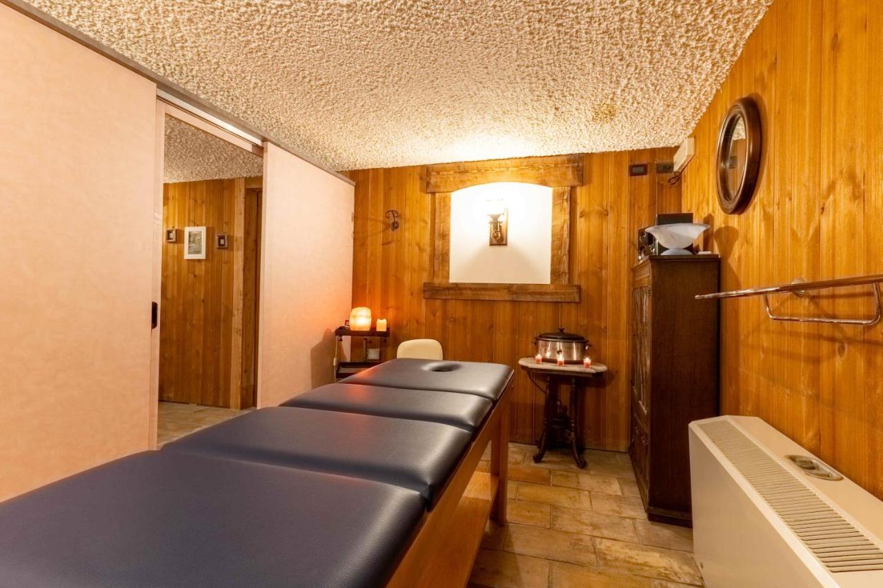 Hotel Des Alpes Saint-Rhemy-En-Bosses Exterior foto